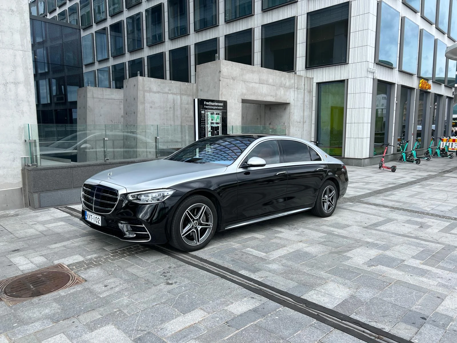 Mercedes-Benz S 580 ulkoa